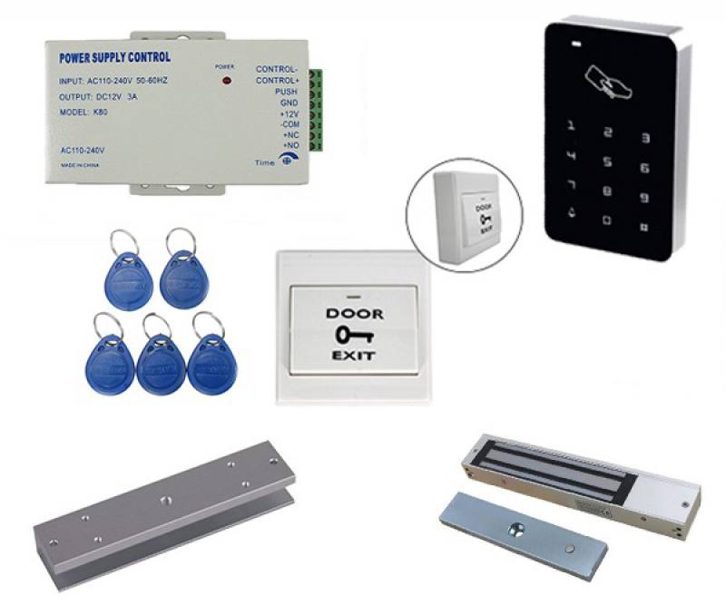 KIT DE CONTROL DE ACCESO DE PARA PUERTAS DE VIDRIO 600U, CON LECTOR DE TARJETA Y CONTRASEÑA.