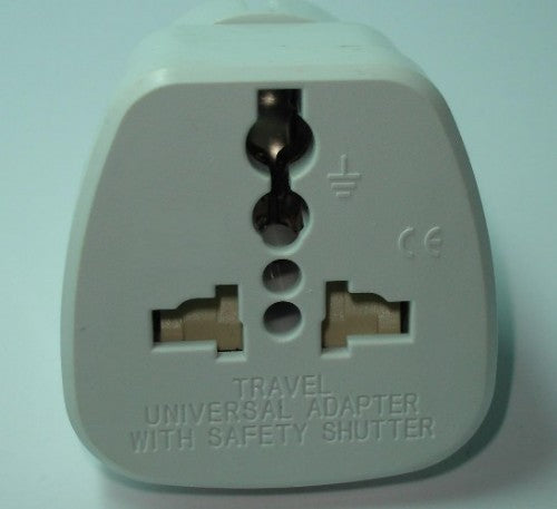 ADAPTADOR UNIVERSAL DE CORRIENTE 2PIN A 3PIN,10A250V -PARA VIAJERO