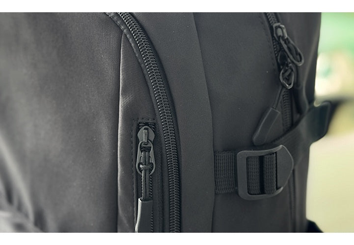 Xtech - Laptop Backpack - 15.6" - Durable polyester / 100% polyester - All black - UrbanPro XTB-224